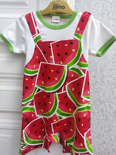 Koftalar, sviterlər: Her biri 4 azn — 1