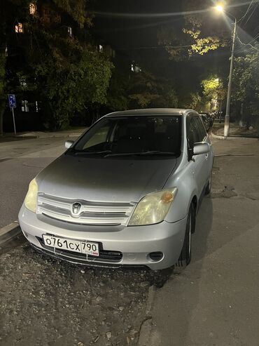 Toyota: Toyota ist: 2002 г., 1.3 л, Автомат, Бензин, Хэтчбэк