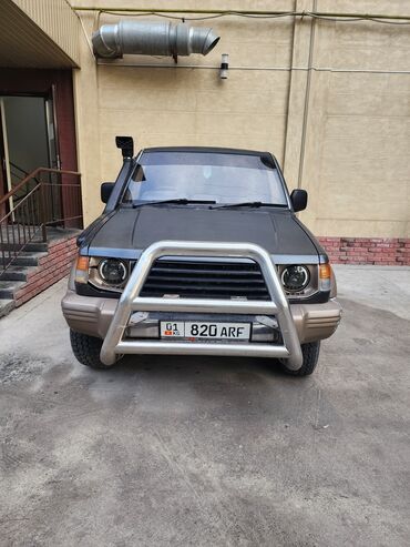 бантик на авто: Mitsubishi Pajero: 1993 г., 2.5 л, Автомат, Дизель, Внедорожник