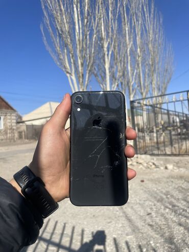 айфон 2000: IPhone Xr, Колдонулган, 128 ГБ, Jet Black, Заряддоочу түзүлүш, Коргоочу айнек, Кабель, 78 %