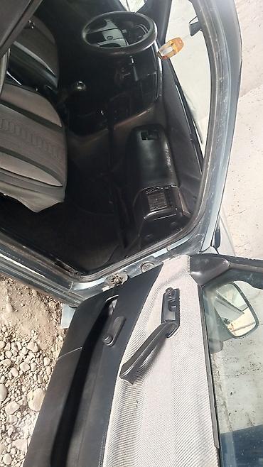 Volkswagen: Volkswagen Passat Variant: 1990 г., 1.8 л, Механика, Бензин, Универсал — 10