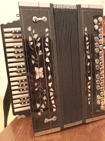 qarmon qabı: Qarmon, Akustik, İşlənmiş, Ünvandan götürmə