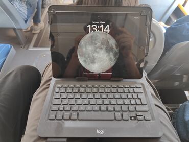 Планшеты: Планшет, Apple, память 128 ГБ, 10" - 11", Wi-Fi, Б/у, Классический цвет - Серый