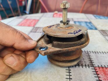 Auto delovi: Nosac motora desni Lada 110. Polovno, ocuvano. Ruske proizvodnje — 8