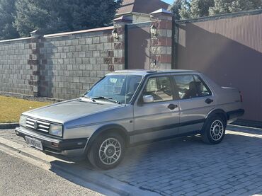 Volkswagen: Volkswagen Jetta: 1988 г., 1.8 л, Механика, Бензин — 2
