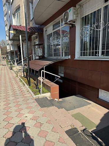 помешение под салон: Сдается коммерческое помещение площадью 200 кв. м по адресу: Ч — 3
