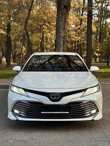 camry 2020: Toyota Camry: 2018 г., Автомат, Бензин, Седан — 3