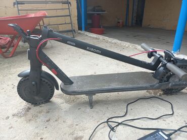 Elektrikli samokatlar: Xiaomi elektrik skuter - Marka/model: Xiaomi (qatlanan elektrik -da lalafo.az — 1 Elektrikli samokatlar: Xiaomi elektrik skuter - Marka/model: Xiaomi (qatlanan elektrik — 1