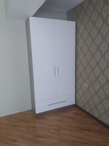 tek sfaner: Распашной, 6 дверей Прямой шкаф, Балконный шкаф