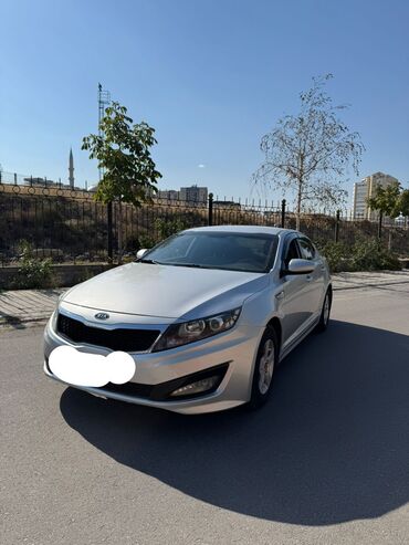 Kia: Kia K5: 2010 г., 2 л, Автомат, Газ, Седан