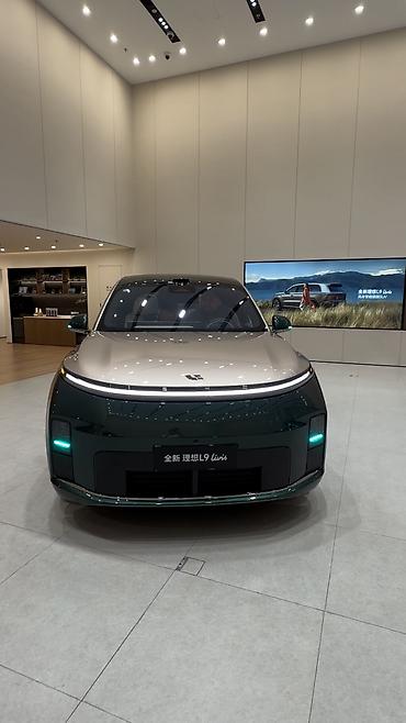byd e1: Lixiang L9: 2026 г., 1.5 л, Автомат, Гибрид, Внедорожник — 1