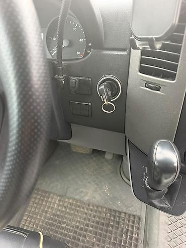 ступенька на спринтер: Mercedes-Benz Sprinter (длинная база, высокий потолок), белый фургон — 5