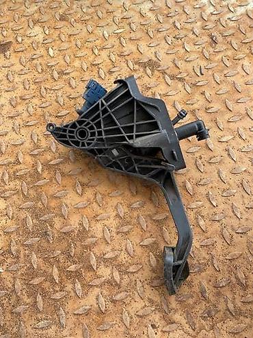 dobar punjac za akumulator: PEDALA KVACILA ZA VOLKSWAGEN POLO - 6R2721059F | Pedala kvacila za — 3