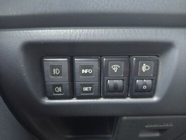 Mazda: Mazda PREMACY: 2004 г., 1.8 л, Механика, Бензин, Минивэн — 12