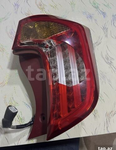 Ban, Kuzov hissələri: LED, Kia