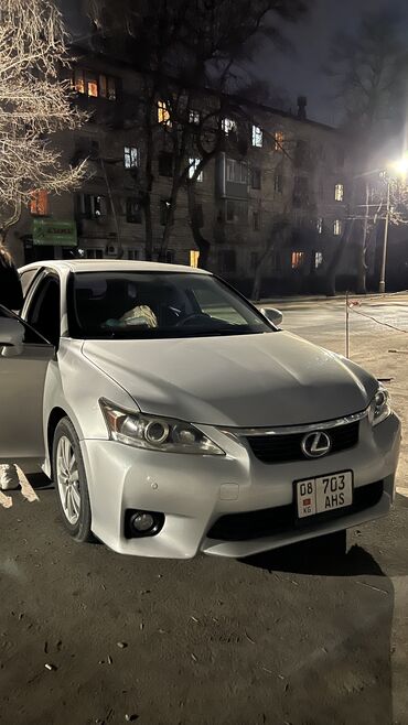 Lexus: Lexus CT: 2011 г., 1.8 л, Вариатор, Гибрид, Хэтчбэк