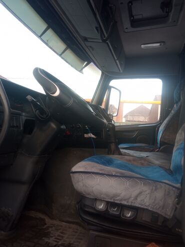 Манипуляторы: Манипулятор, 2011 г. — 8