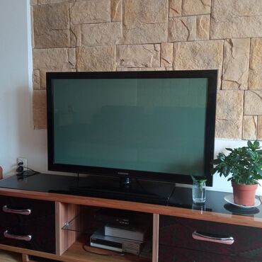 телевизор плазменные: Продаю плазменный телевизор Samsung (Малайзия), диагональ 120 см. Б/у