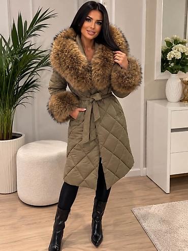 Ženska duga prošivena jakna sa krznom – elegantan zimski model - na lalafo.rs Ženska duga prošivena jakna sa krznom – elegantan zimski model -