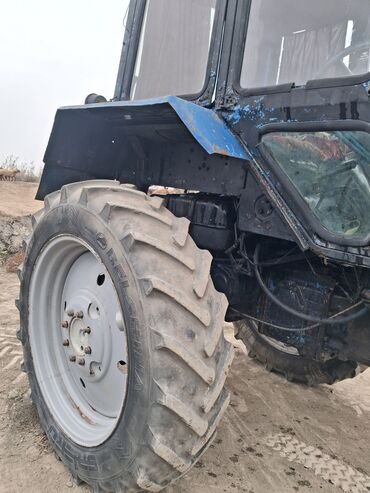 Traktorlar: Belarus 80.1 traktor - Marka/model: BELARUS 80.1 - Yanacaq: dizel - — 1