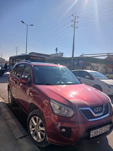 avtomobil kreditlə: Chery Tiggo (T11): 1.8 l | 2012 il 220000 km Ofrouder/SUV