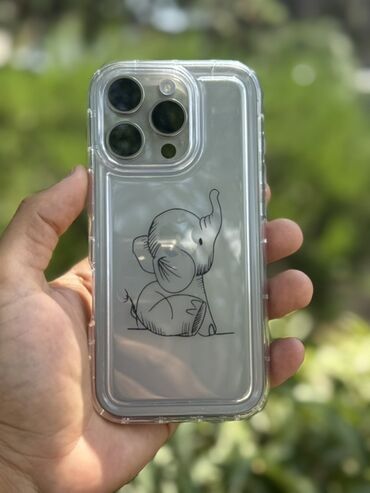 Kabrolar: Müxtəlif iPhone modelləri üçün çiçək naxışlı, şəffaf keys. Bu keys — 30