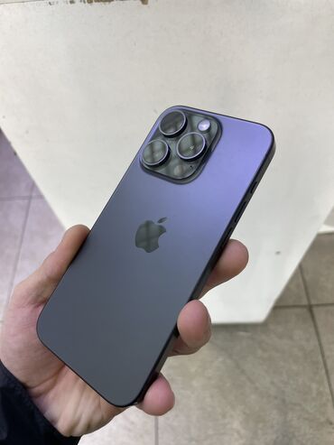 айфоны телефон: IPhone 15 Pro, Б/у, 128 ГБ, Черный, Зарядное устройство, 100 %