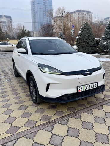 JMEV: JMEV EX5: 2021 г., Автомат, Электромобиль, Кроссовер — 1