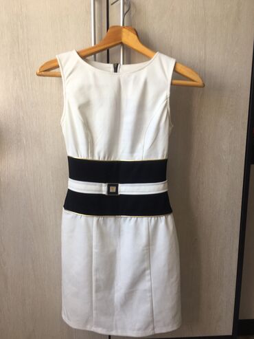 белый платья: Повседневное платье, Турция, Лето, Короткая модель, Прямое, S (EU 36)