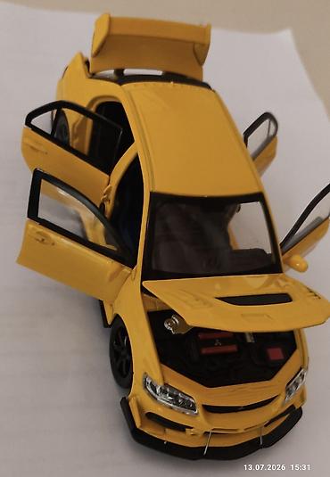 1: Mitsubishi Lancer Evolution 9 modeli – kolleksiya üçün detalı die-cast — 4