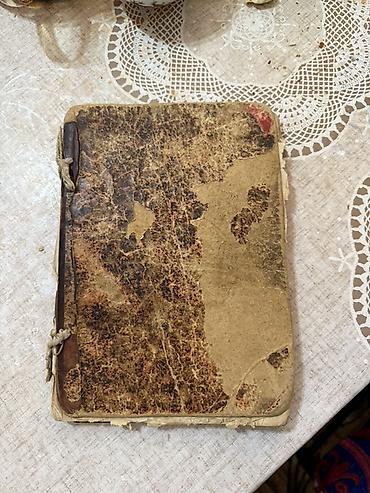 на коленки: Редкая дореволюционная книга на старотатарском языке (арабская — 7