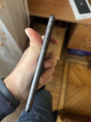 ipad 11 pro m4: IPhone 11, 64 GB, Qara, Face ID — 3
