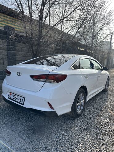 Hyundai: Hyundai Sonata: 2019 г., 2 л, Автомат, Газ, Седан — 5