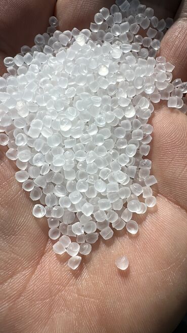 material viskoza: PVC xam mal 100-106-115-140 her növ var şefaf 1 sort qiymet 1700 $