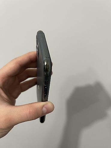 Apple iPhone: IPhone 11 Pro, Б/у, 64 ГБ, Зеленый, Чехол, 90 % — 9