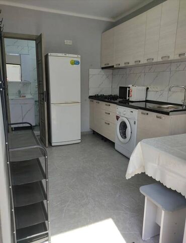 долгомрочная аренда квартирк: 30 м², 2 комнаты