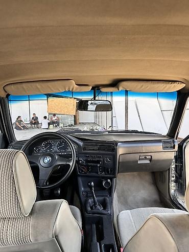 салон от бмв: BMW 3 series: 1986 г., Седан — 8