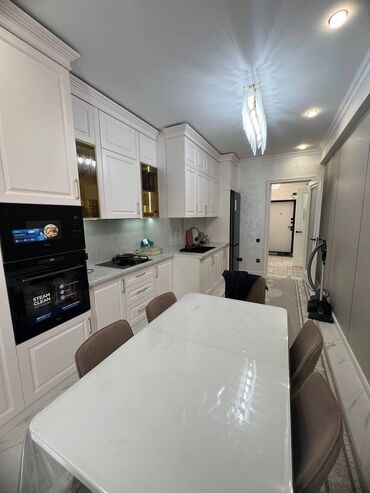 квартиры в районе пишпек: 2 комнаты, 80 м², Элитка, 4 этаж, Евроремонт