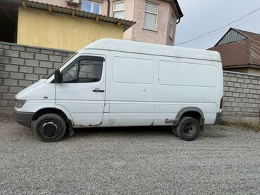 спринтер бортовой дубль кабина двухскатный: Жүк ташуучу унаа, Mercedes-Benz, Стандарт, 4 т, Колдонулган
