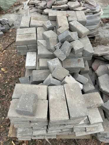 Отдам даром: Тротуарная плитка (разборка), разные формы и размеры. Описание: - — 23