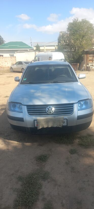 Volkswagen: Volkswagen Passat: 2001 г., 1.6 л, Механика, Бензин, Универсал