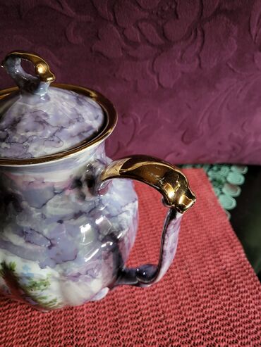 Čajnici: Bokal nov porcelanaki Walbrzych Poljska 70te. Visina. 21,5cm — 7