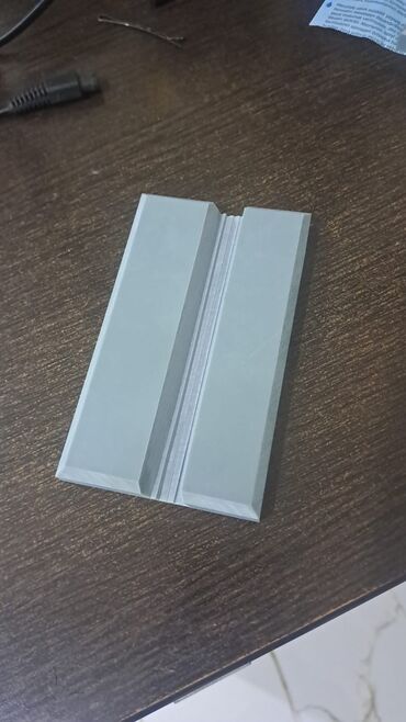 yağ çəkən aparat qiyməti: Telefon tutacağı akril mərmədən hazırlanıb at lalafo.az yağ çəkən aparat qiyməti: Telefon tutacağı akril mərmədən hazırlanıb