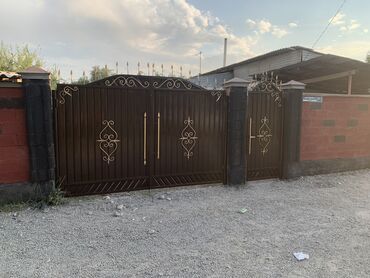 сдача комнаты в общежитии: Времянка, 60 м², 4 комнаты, Собственник