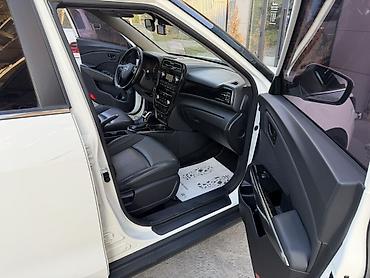 Ssangyong: Ssangyong Tivoli: 2021 г., 1.5 л, Автомат, Бензин, Кроссовер — 9