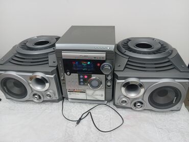 Dinamiklər və musiqi mərkəzləri: 4600 Watt Güclü 2 Səs Dinamiki + 2 Basovik Super səs Effekti