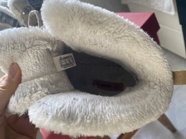 Ботинки и ботильоны: Humtto раз 38 Почти не носились, чистые. Надевались всего несколько — 11