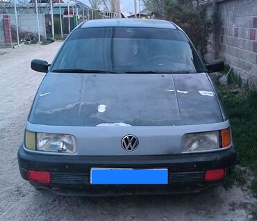 пасать б3: Volkswagen Passat: 1989 г., 2 л, Механика, Бензин, Седан