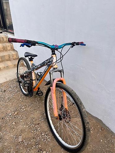 teker velosiped: Velosiped – şəhər və yüngül off-road üçün - Çərçivə: yüngül alaşımlı — 3