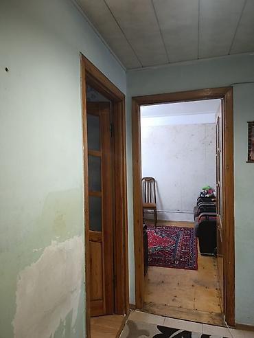 Həyət evləri və villalar: 3 otaqlı Bina evi satılır. - Planlaşdırma: geniş qonaq otağı, 2 yataq — 5